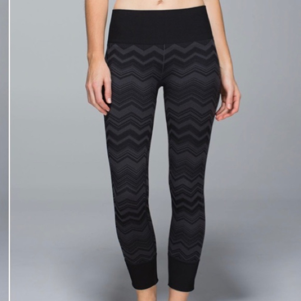 Lululemon Ebb to Street Pant Chevron Leggings